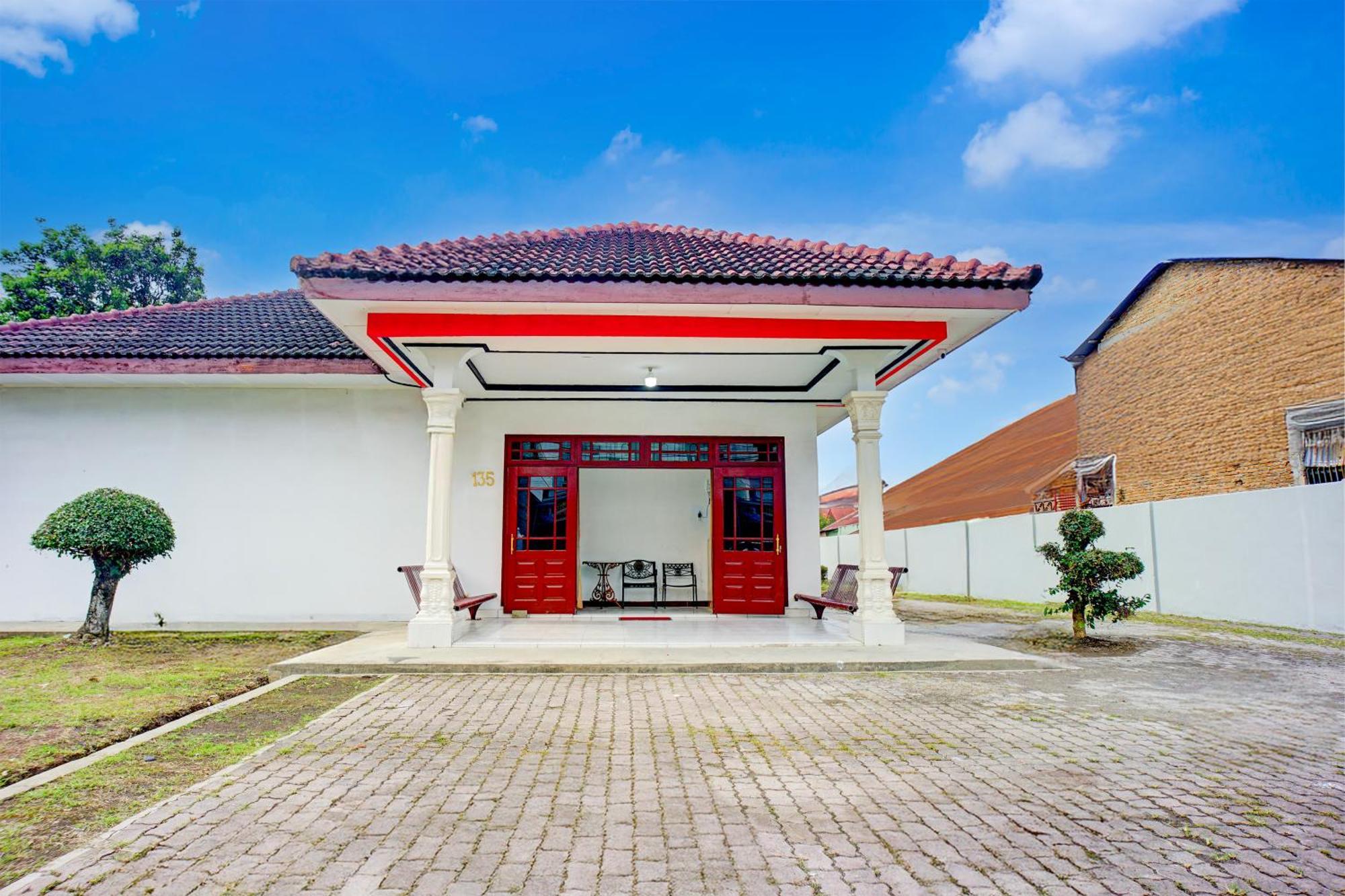 Hotel O Krakatau Near Universitas Muhammadiya Sumatra Utara Umsu Μεντάν Εξωτερικό φωτογραφία